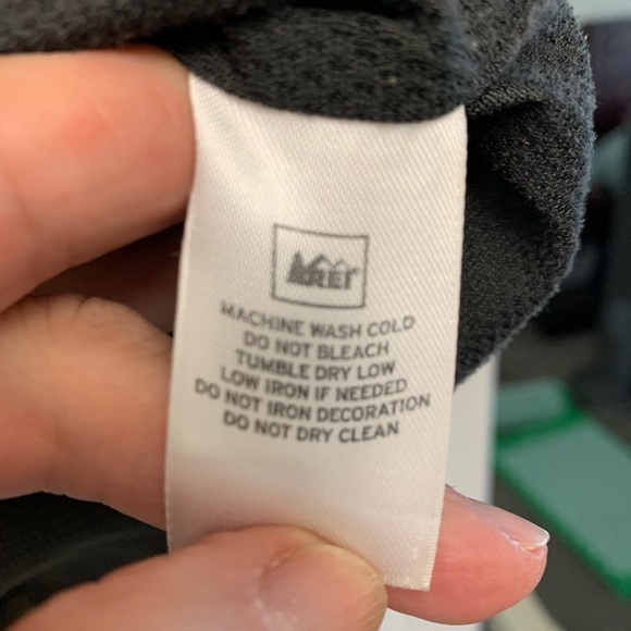 REI MEN’S LIGHT JACKET LARGE. OLIVE COLORRainWind TravelComfyHikeSportWalk👍👍 - Picture 3 of 12